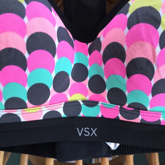 Victoria secret sport 32 B sports bra - Picture 2 of 5